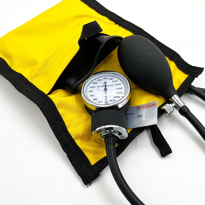 হাসপাতালের সরঞ্জাম টিপিইউ পুনরায় ব্যবহারযোগ্য ম্যানুয়াল চাপ ইনফিউশন ব্যাগ, অ্যানেরয়েড গেজ সহ চাপ ইনফিউশন ব্যাগ